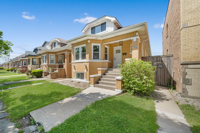 3052 N Major Avenue, Chicago, IL 60634