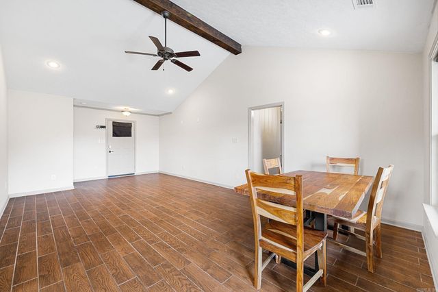 12 Sooiee Cove, Austin, AR 72007