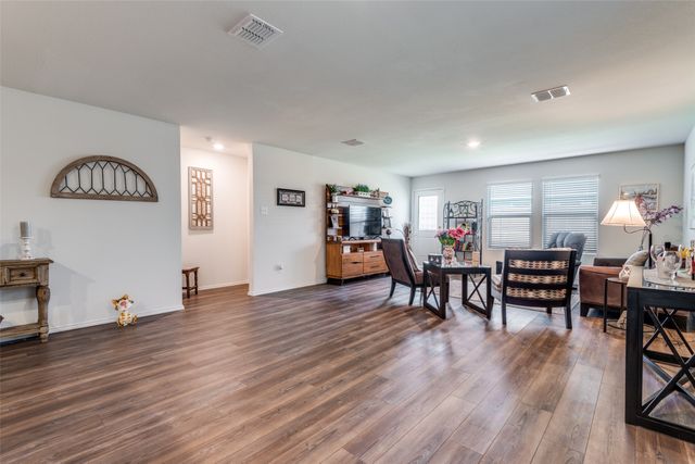 2910 Acacia Drive, Forney, TX 75126