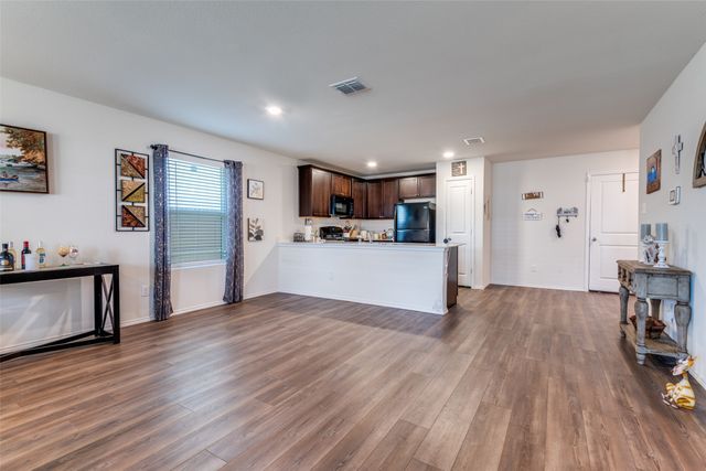 2910 Acacia Drive, Forney, TX 75126