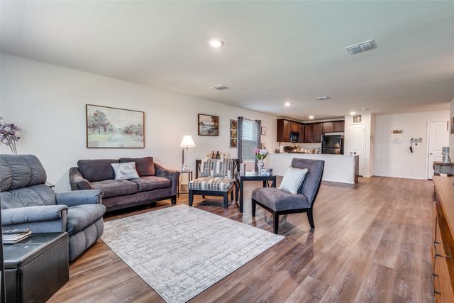 2910 Acacia Drive, Forney, TX 75126