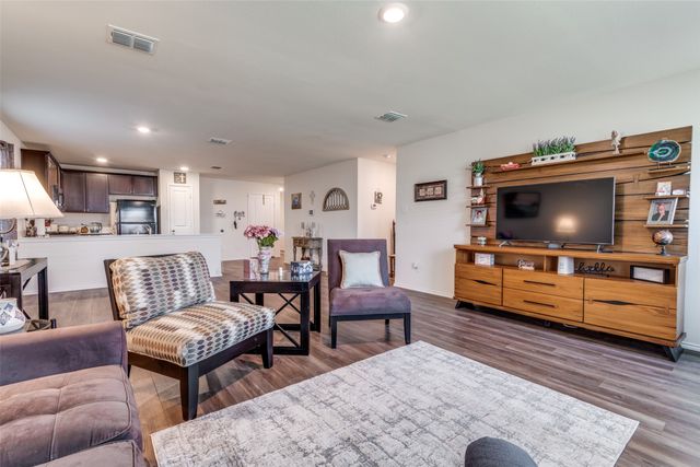 2910 Acacia Drive, Forney, TX 75126