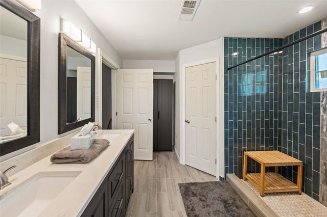 507 Magnolia Bend, Roman Forest, TX 77357