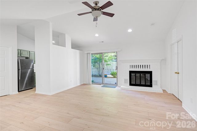 2734 Tiergarten Lane, Charlotte, NC 28210
