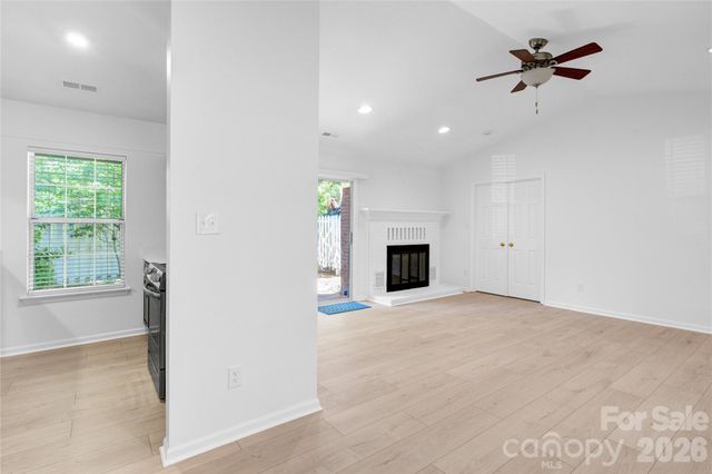 2734 Tiergarten Lane, Charlotte, NC 28210