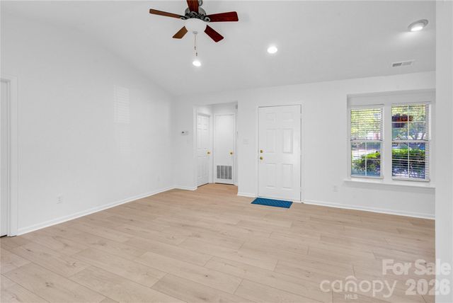 2734 Tiergarten Lane, Charlotte, NC 28210