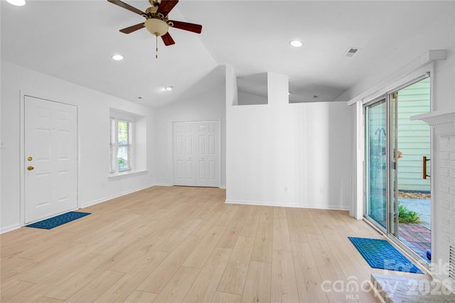 2734 Tiergarten Lane, Charlotte, NC 28210