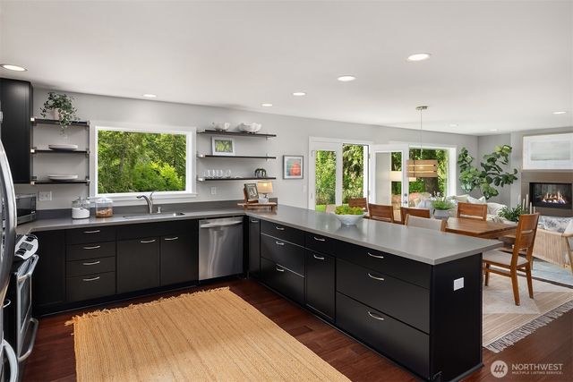 9171 Miller Road NE, Bainbridge Island, WA 98110