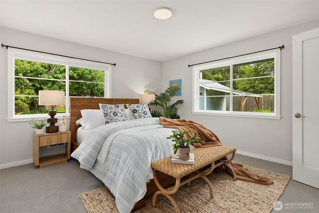 9171 Miller Road NE, Bainbridge Island, WA 98110