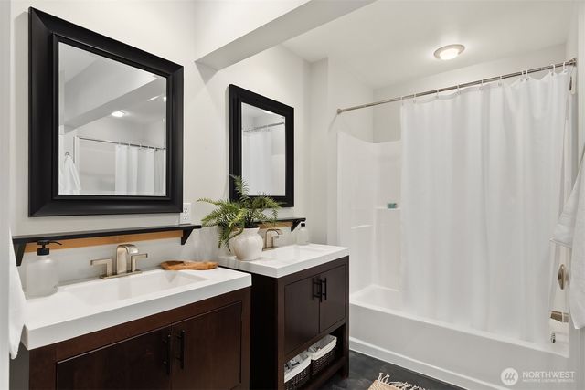 9171 Miller Road NE, Bainbridge Island, WA 98110
