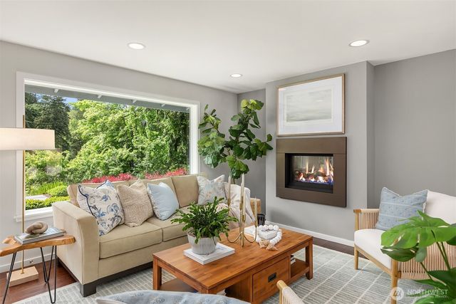 9171 Miller Road NE, Bainbridge Island, WA 98110