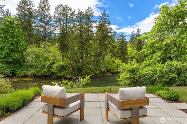 9171 Miller Road NE, Bainbridge Island, WA 98110