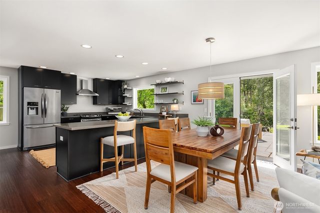 9171 Miller Road NE, Bainbridge Island, WA 98110