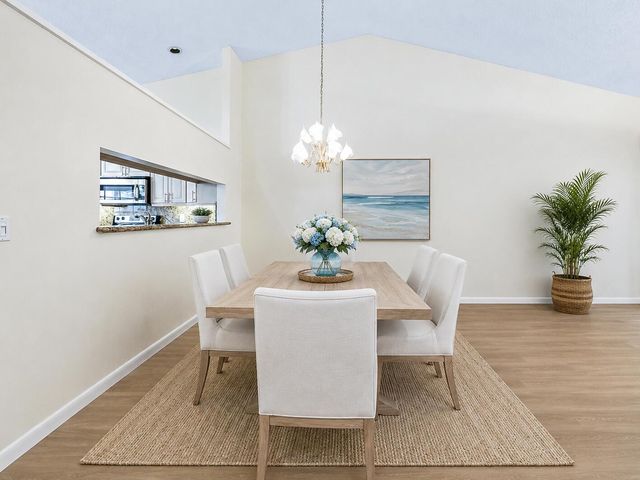 7825 LEXINGTON CLUB Boulevard B, Delray Beach, FL 33446