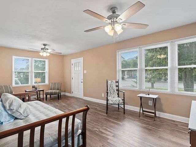 1008 Dunbar St., Myrtle Beach, SC 29577