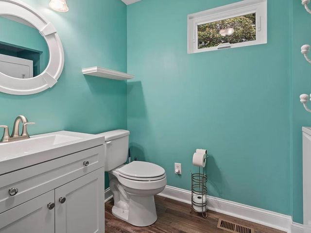 1008 Dunbar St., Myrtle Beach, SC 29577