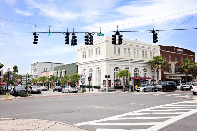 8460 BRIDGEPORT BAY CIRCLE, Mount Dora, FL 32757