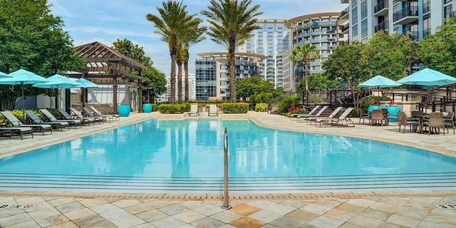55-2 W CHURCH STREET, Orlando, FL 32801
