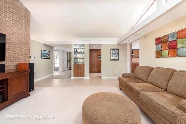 3711 Applewood Drive, Midland, MI 48640