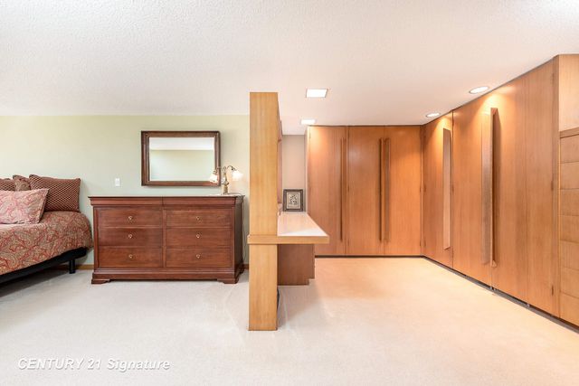 3711 Applewood Drive, Midland, MI 48640