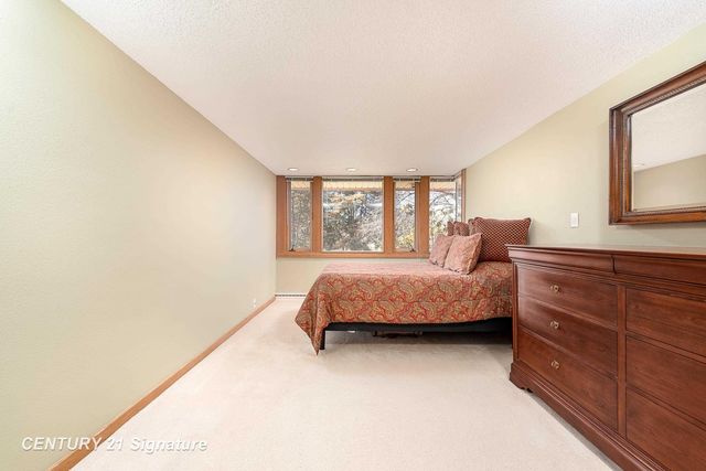 3711 Applewood Drive, Midland, MI 48640