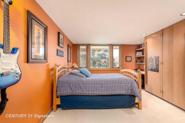 3711 Applewood Drive, Midland, MI 48640