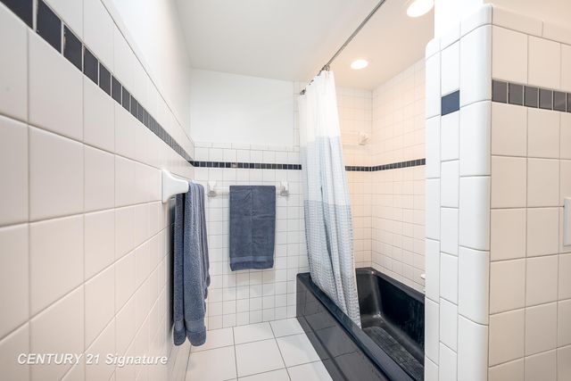 3711 Applewood Drive, Midland, MI 48640