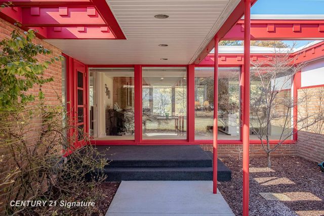 3711 Applewood Drive, Midland, MI 48640