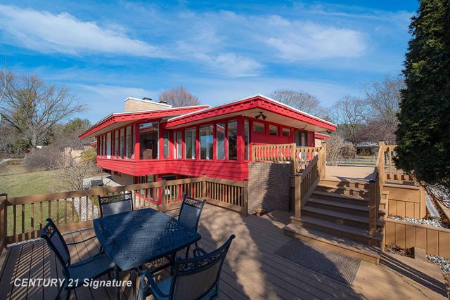 3711 Applewood Drive, Midland, MI 48640