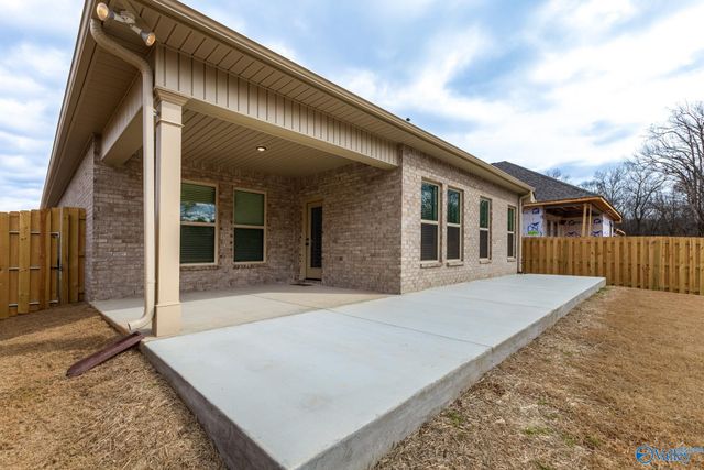 15567 NW Mizewell Lane, Harvest, AL 35749