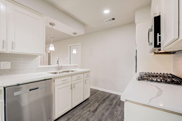 9617 Caffrey Street, Houston, TX 77075