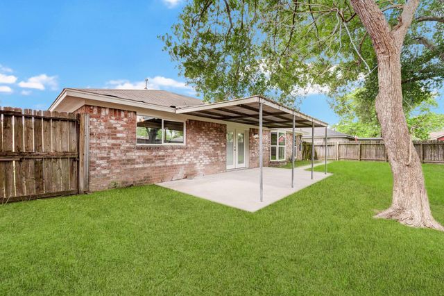 9617 Caffrey Street, Houston, TX 77075