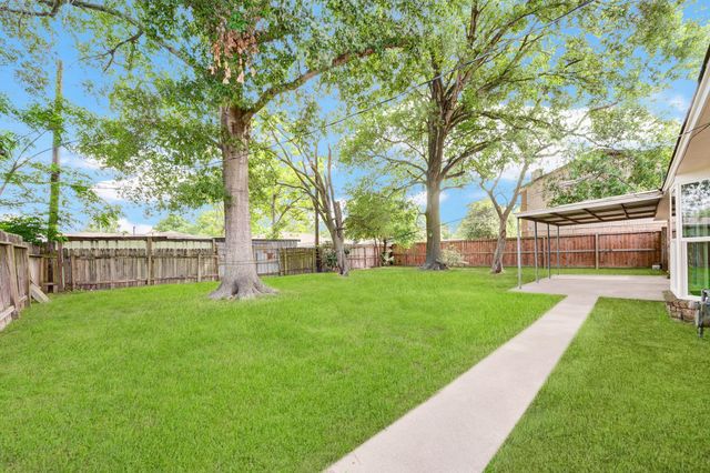 9617 Caffrey Street, Houston, TX 77075