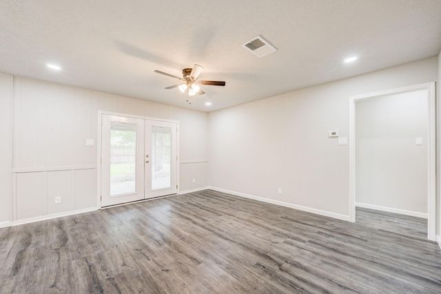 9617 Caffrey Street, Houston, TX 77075