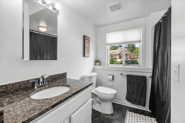 1338 Scott Creek Drive Ne, Plainfield Twp, MI 49306