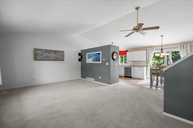 1338 Scott Creek Drive Ne, Plainfield Twp, MI 49306