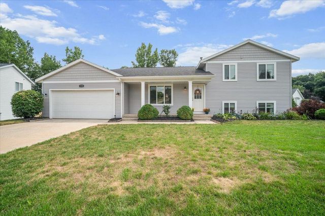 1338 Scott Creek Drive Ne, Plainfield Twp, MI 49306