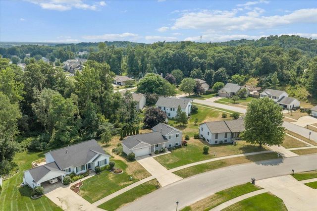 1338 Scott Creek Drive Ne, Plainfield Twp, MI 49306
