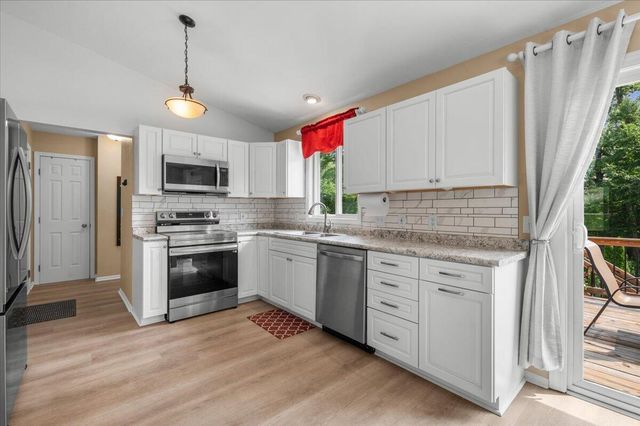1338 Scott Creek Drive Ne, Plainfield Twp, MI 49306