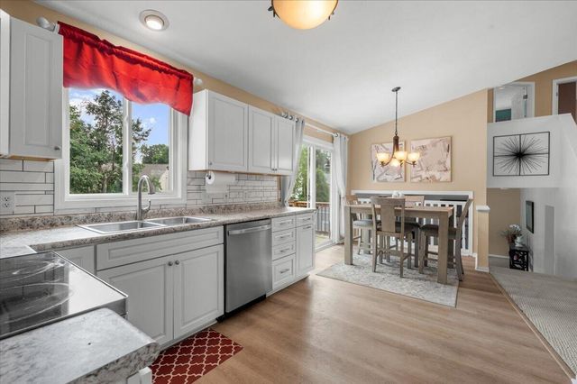 1338 Scott Creek Drive Ne, Plainfield Twp, MI 49306