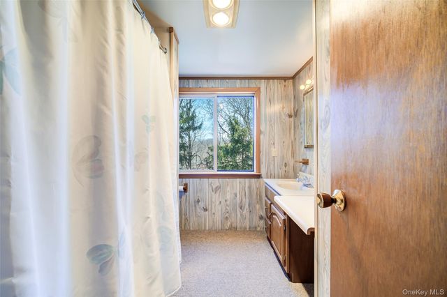 289 Shenandoah Road, Hopewell Junction, NY 12533