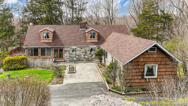 289 Shenandoah Road, Hopewell Junction, NY 12533