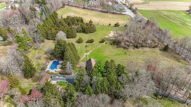 289 Shenandoah Road, Hopewell Junction, NY 12533