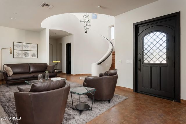 6737 E Rockaway Hills Drive, Cave Creek, AZ 85331