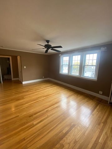 195 Thomas Burgin Pkwy 301, Quincy, MA 02169