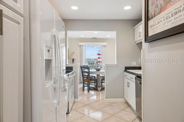 6 Lighthouse Ln Apt 946, Hilton Head Island, SC 29928