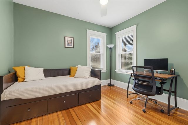 19 Rill St 1, Boston, MA 02125