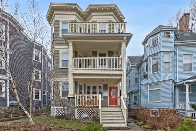 19 Rill St 1, Boston, MA 02125