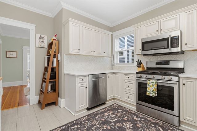 19 Rill St 1, Boston, MA 02125