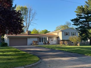 359 South Hills Drive, Battle Creek, MI 49015